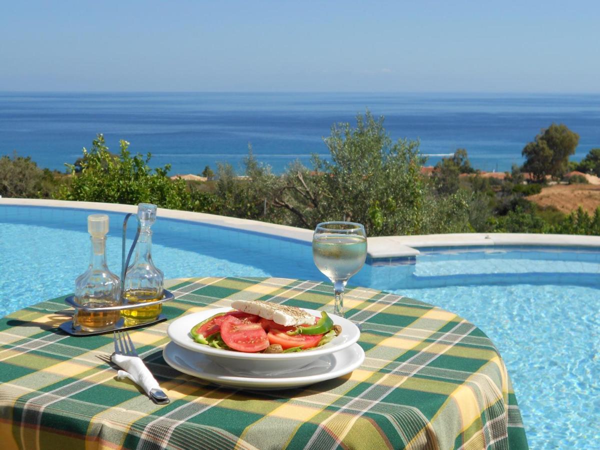 Livadaki Village Hotel Skala  Bagian luar foto