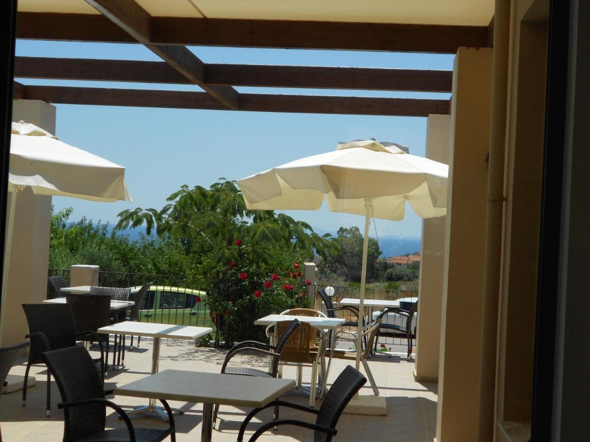 Livadaki Village Hotel Skala  Bagian luar foto